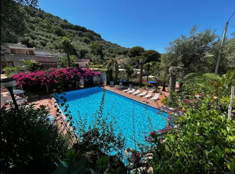Un Paradiso A Sorrento Con Piscina Massa Lubrense Buitenkant foto